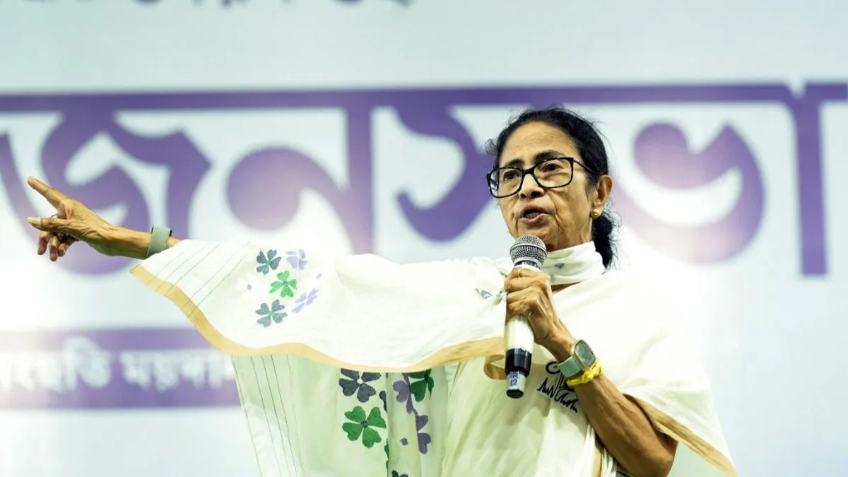 नंदीग्राम उपचुनाव में बड़ा सियासी ट्विस्ट, ममता कैंप की उम्मीदवार ने नामांकन वापस लिया; शुभेंदु से मुलाकात के बाद बढ़ा सस्पेंस